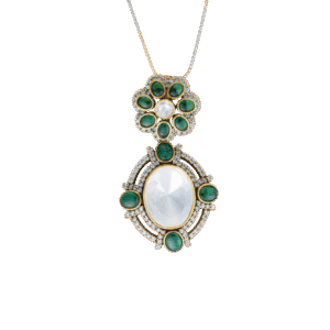 Festive Emerald Highlight Pendant