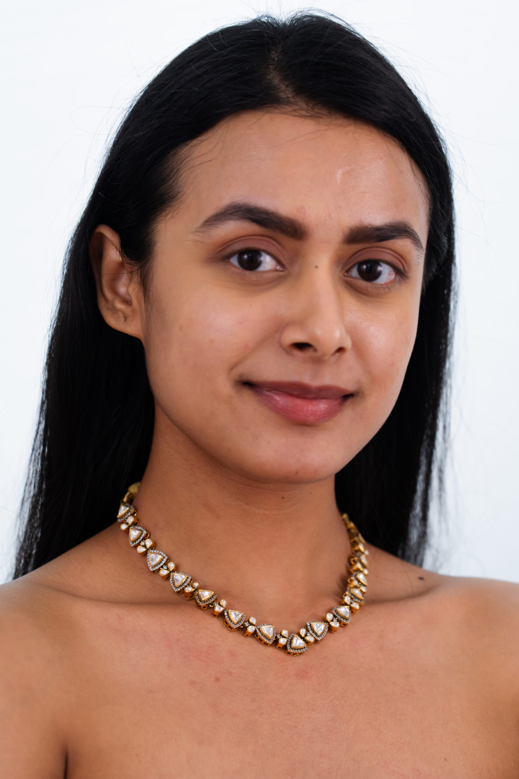 Triangular Mozonite & Pearl Strand Necklace - Image 3