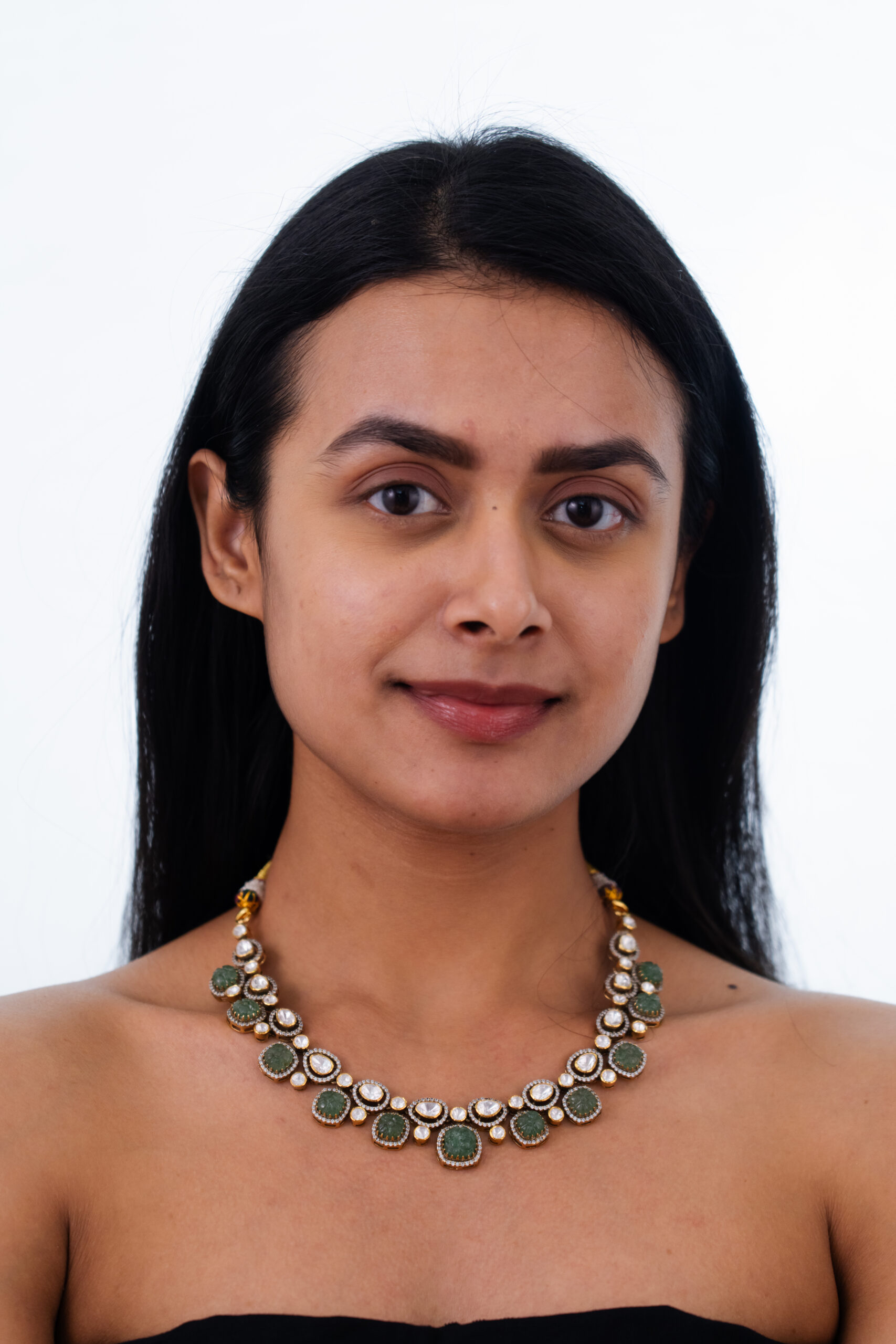 Emerald & Mozonite Link Necklace - Image 3