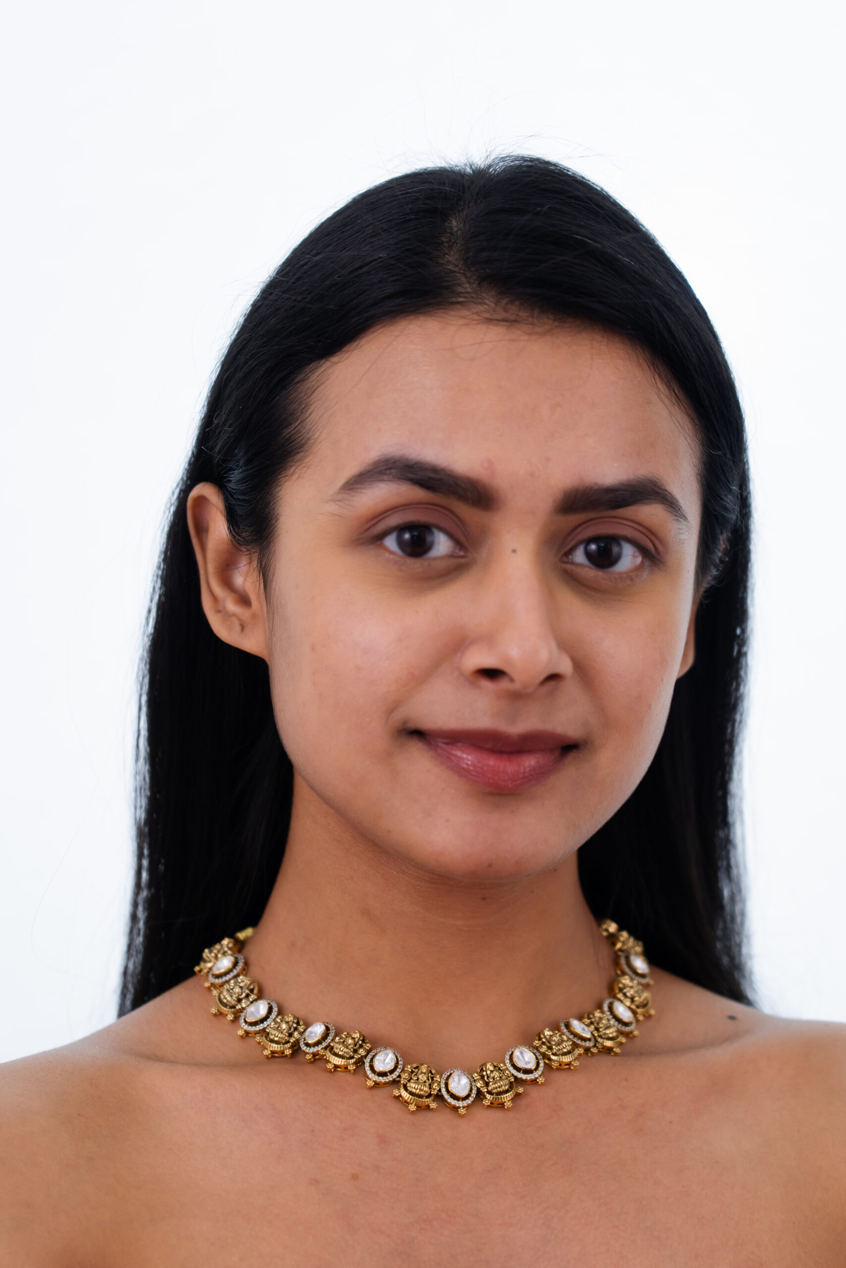 Deity & Mozonite Art Link Necklace - Image 3