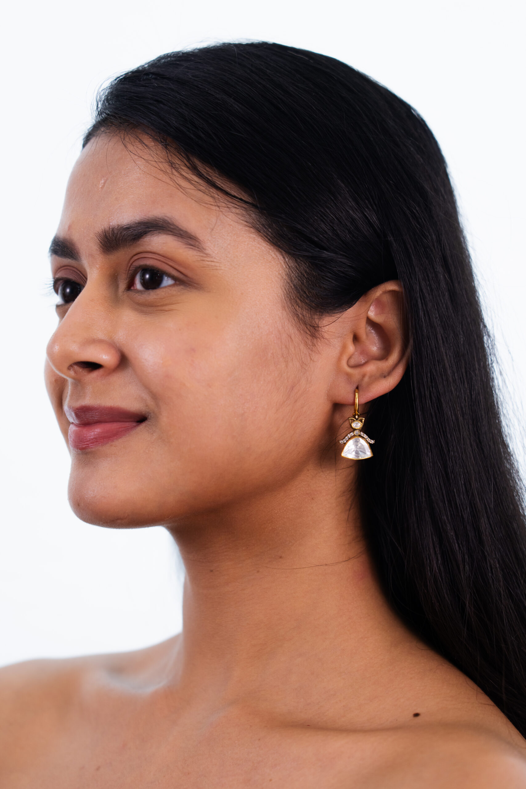 Solitaire Pear Mozonite Studs - Image 2