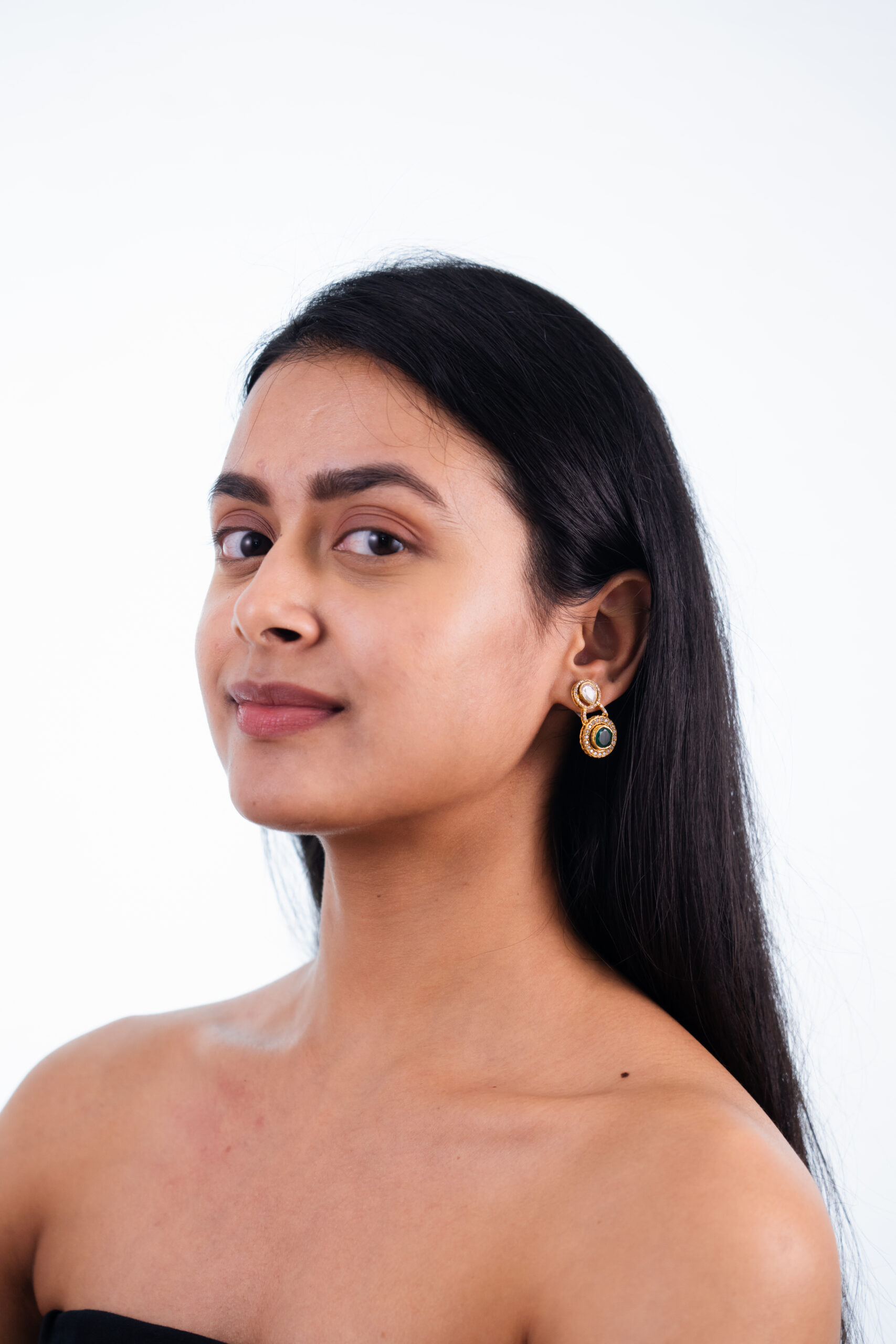 Emerald-Green Moissanite Drop Earrings in 925 Silver - Image 3