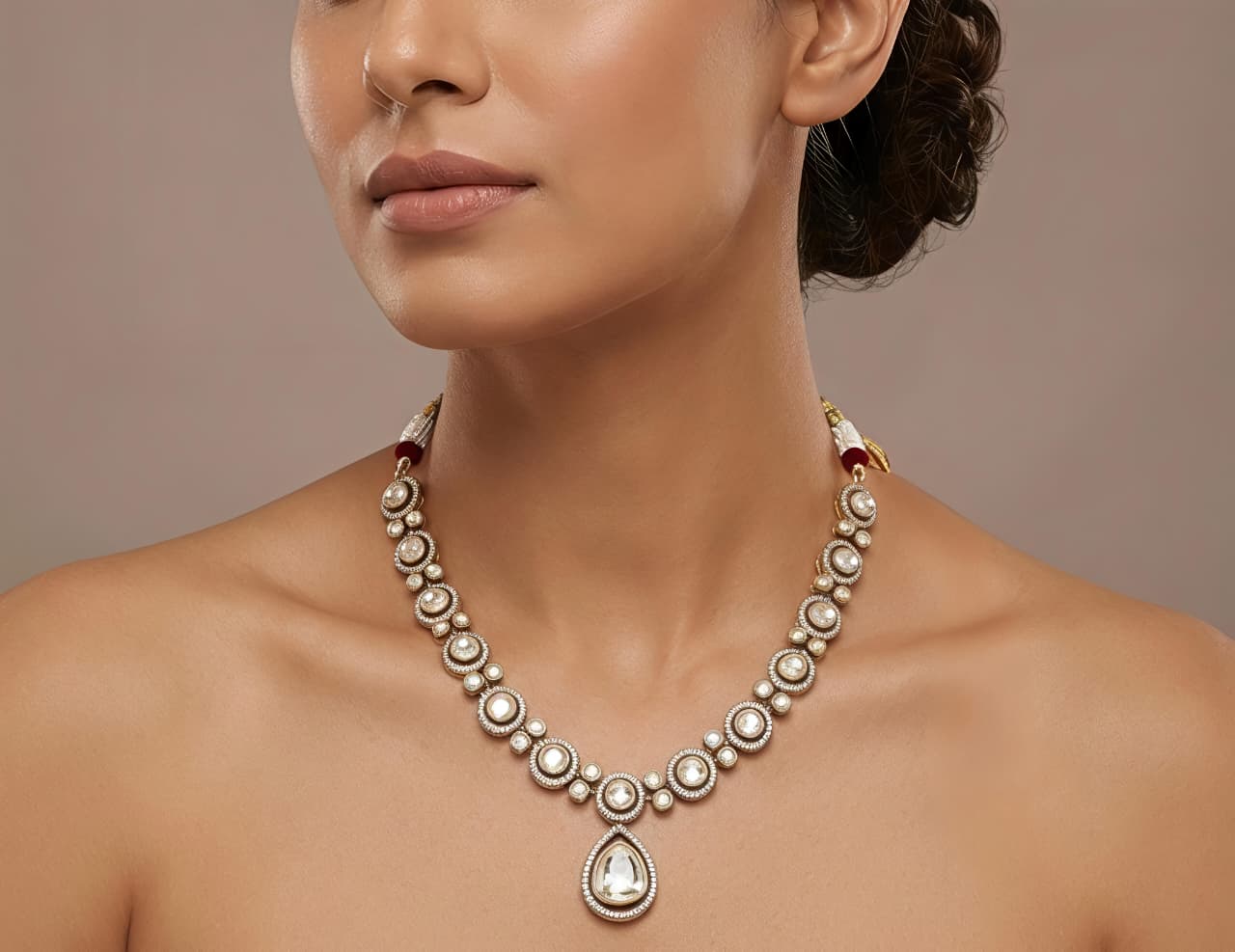 Moissanite & CZ Studded Teardrop Silver Necklace - Image 2
